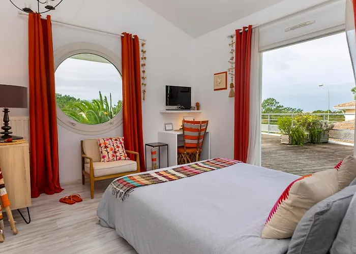 Cote Et Dune Bed & Breakfast