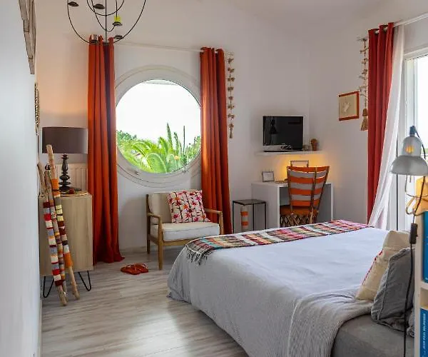 Bed & Breakfast Cote Et Dune 4*